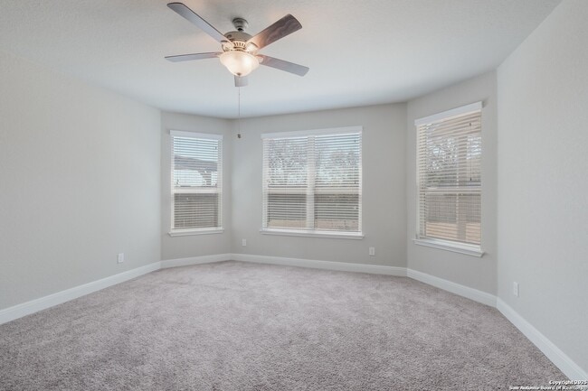 Building Photo - 130 Abbeydell