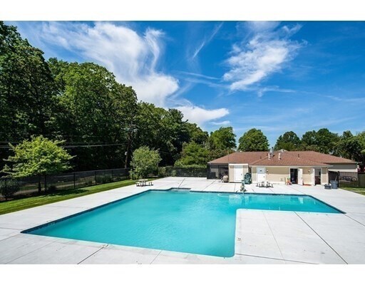 Foto del edificio - 59 Village Brook Ln