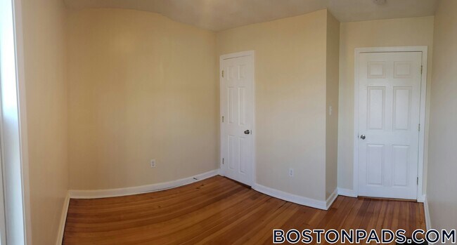 Foto del edificio - 1096 N Shore Rd