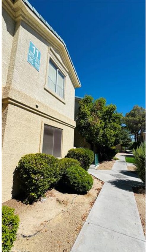 Foto principal - 5155 W Tropicana Ave