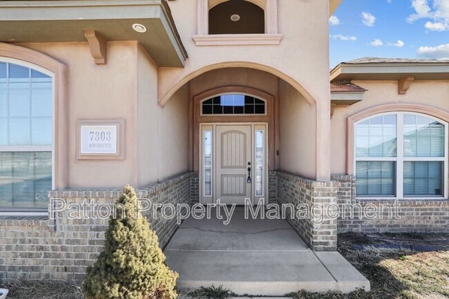 Building Photo - 7303 Rochester Dr