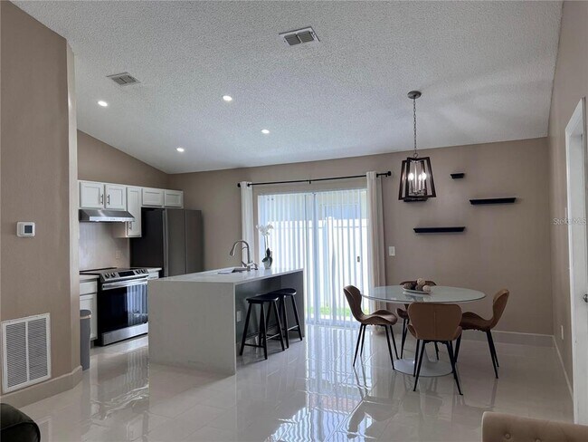 Foto del edificio - 30225 Double Dr