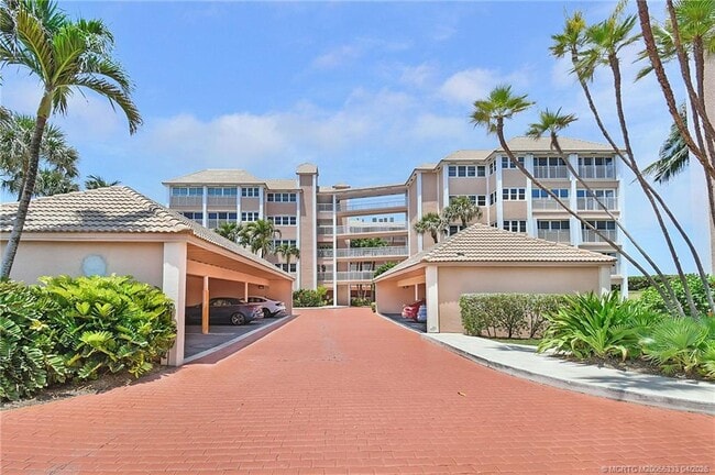 Building Photo - 1555 NE Ocean Blvd