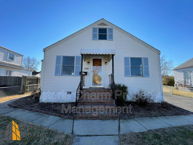 Building Photo - 2509 Gray Manor Terrace