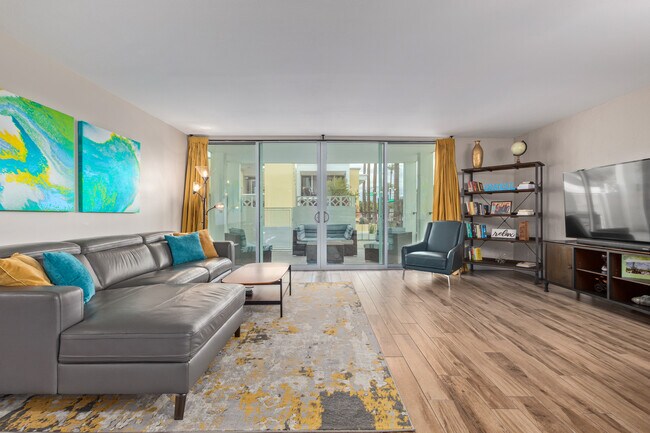 Foto del edificio - 6502 N Central Ave