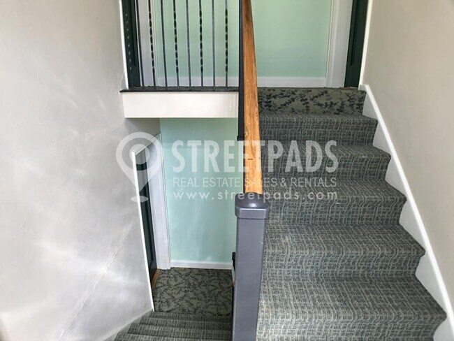 Building Photo - 2 bedroom in Brookline MA 02446