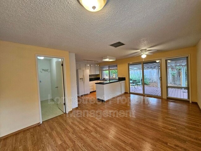 Building Photo - 5510 NW Innisbrook Pl