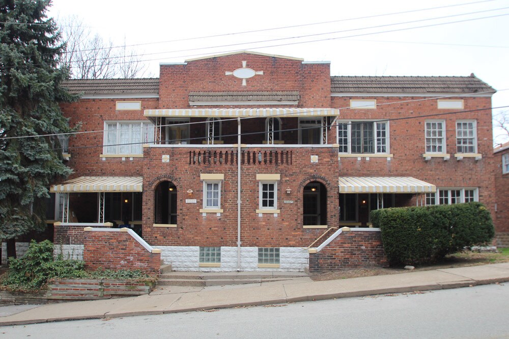 8005 St Lawrence Ave, Swissvale, PA 15218 Townhome Rentals in