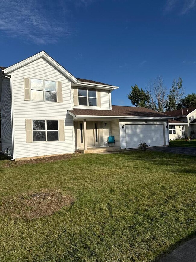 Building Photo - 387 Shay Dr