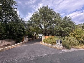 Building Photo - 1302 Ridgecrest Dr