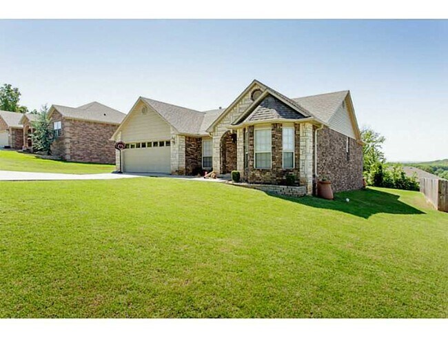 Foto del edificio - Beautiful 4 Br for Rent in Van Buren!! Com...