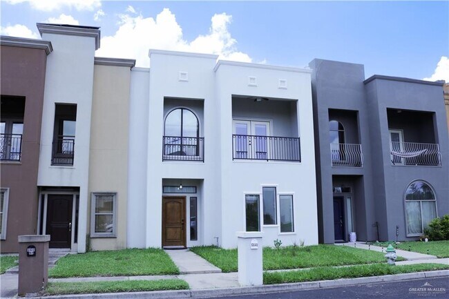 Foto del edificio - 6848 N 4th St