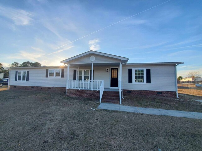 Building Photo - Recently renovated 3 bedroom in Stedman!