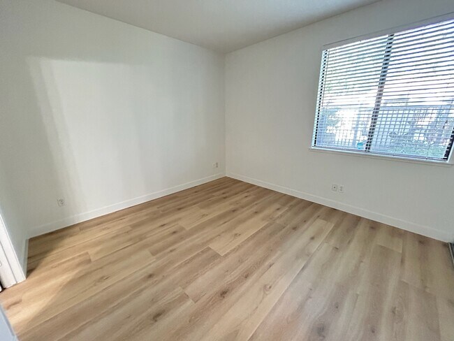 Foto del edificio - 7108 Cross Creek Cir