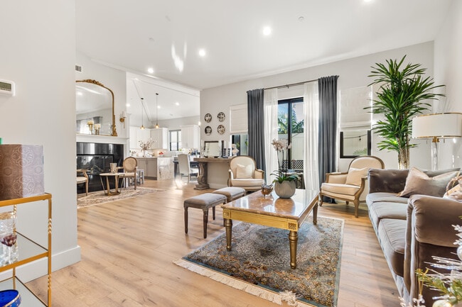 Building Photo - 2202 Felton Ln