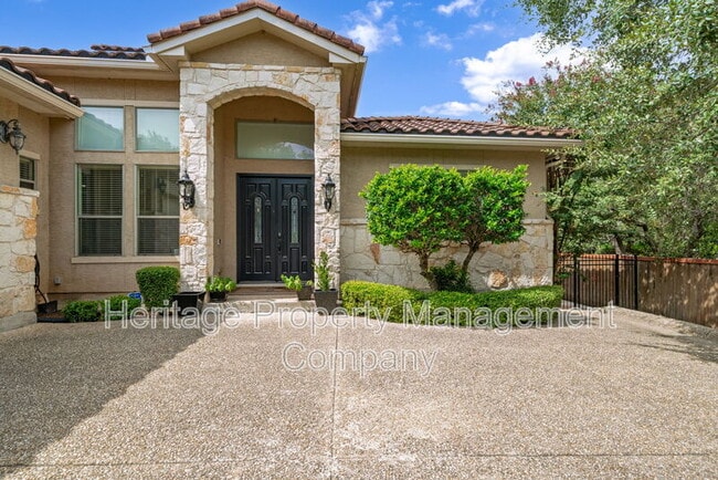 Building Photo - 24915 Estancia Cir