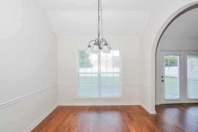 Building Photo - 4462 Alixs Dr