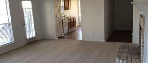 Building Photo - 217 Merlin Dr