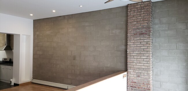 Living area feature wall. - 3525 9th St