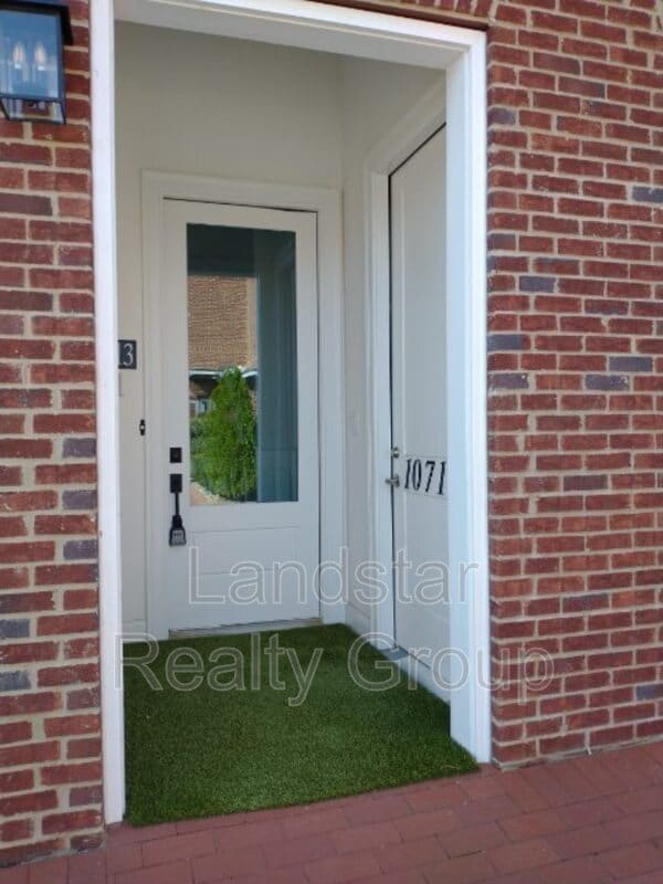 10713 Meeting St Unit 201, Prospect, KY 40059 Condo for Rent in Prospect, KY