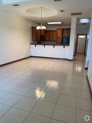 Building Photo - 3043 Scotland Dr