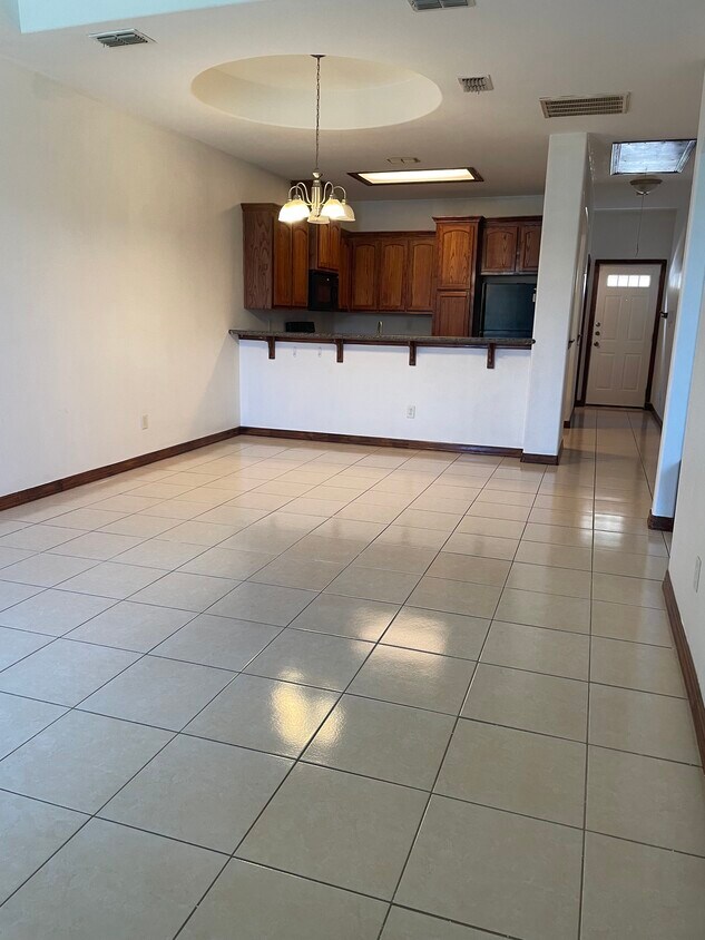 Living Room - 3043 Scotland Dr