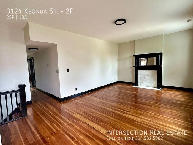 Building Photo - Gorgeous Dutchtown Duplex Updated From Top...