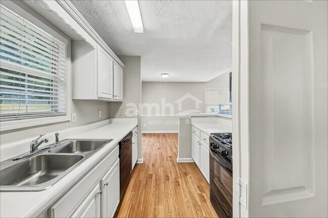 Foto del edificio - 105 Unity Cove