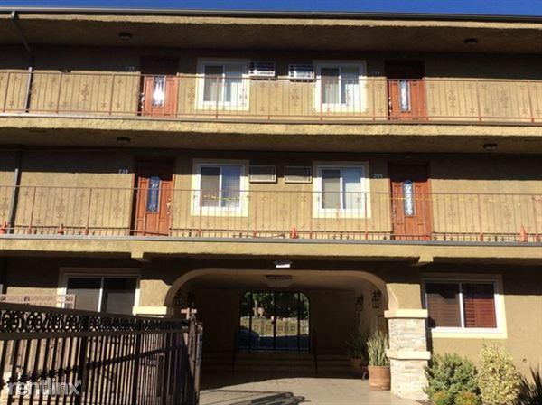 Building Photo - 3220 Altura Ave