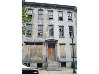 Primary Photo - 115 S 6th St
