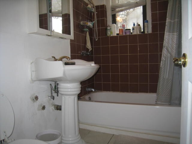 Foto del edificio - 24-63 27th St
