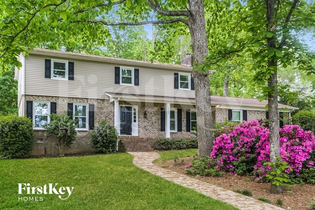 Building Photo - 6404 Pencade Ln