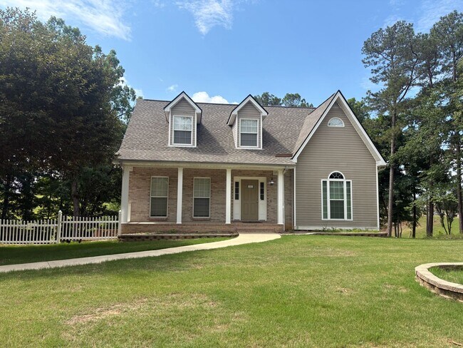 Building Photo - New For Rent in Pinson!