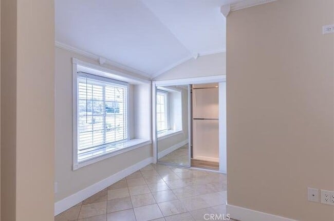 Foto del edificio - 15815 Silvergrove Dr
