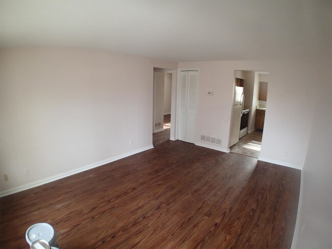 Building Photo - 3706 Noblitt Dr