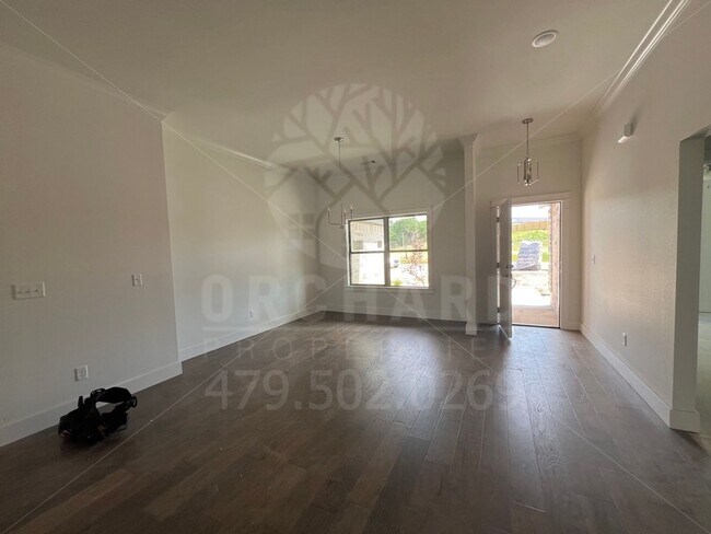 Foto del edificio - West Springdale/Elm Springs- Single-Family...