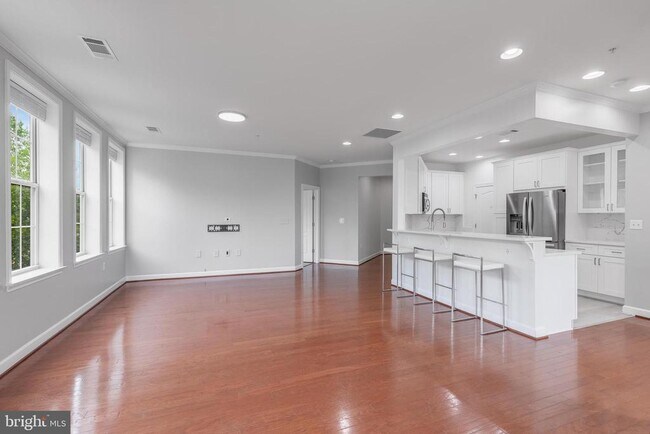 Foto del edificio - 400 Cameron Station Blvd