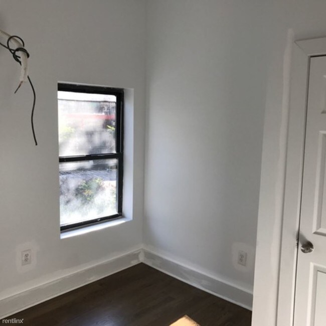 Foto del edificio - 68 Carroll St