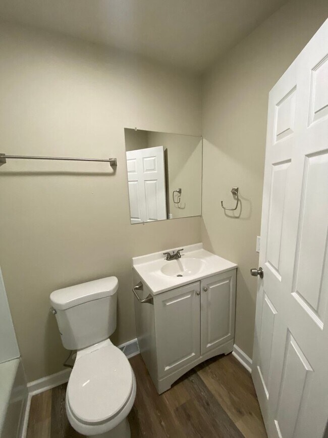 Foto del edificio - Updated 2 Bedroom 1 Bath