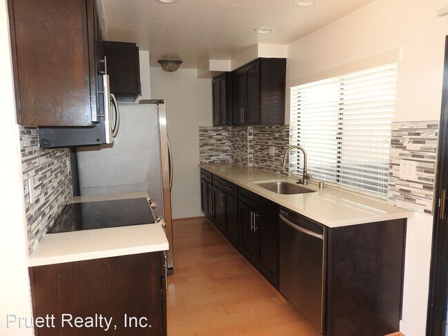 Building Photo - 2 br, 2 bath House - 2772 Ariane Dr #72