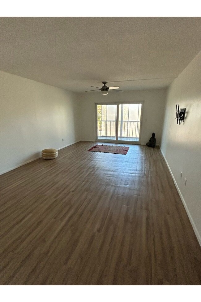 Photo - 1540 Glen Oaks Dr E Apartment