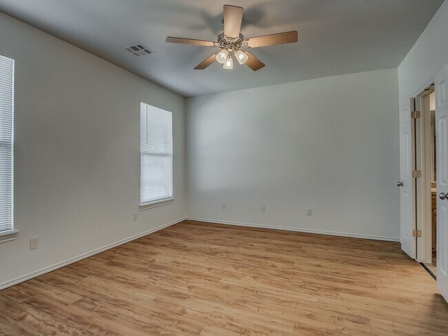 Foto del edificio - 11405 NW 121st Pl