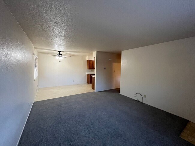 Foto del edificio - Anderson 1403-1405