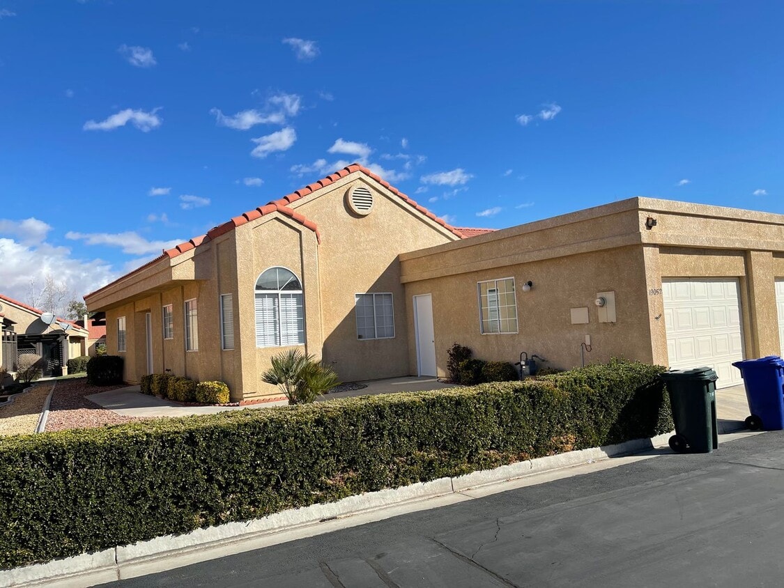 Primary Photo - JUST REDUCED!!!! Jess Ranch 55+ Gated Comm...