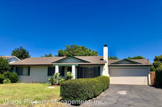 Building Photo - 3 br, 2 bath House - 121 Alvarado Court
