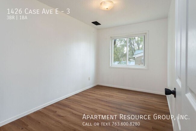 Foto del edificio - 1426 Case Ave E