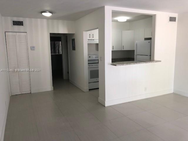 Foto del edificio - 42 SW 14th St