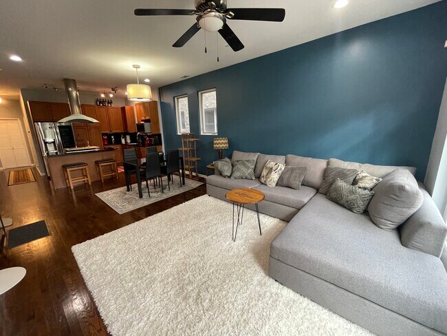 Foto del edificio - 938 N Wood St