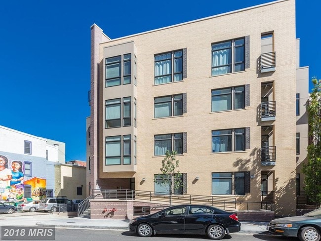 Building Photo - 3035 15th St NW