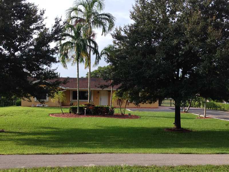 Primary Photo - 13450 SW 26th St